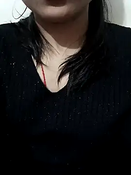 Snapshot of Riyu_05 chatting on December 2024 06:52:01 AM Riyu 05 online show from December 2024 06:52:01 AM