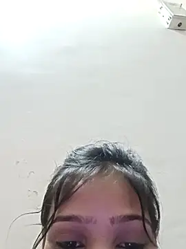 Snapshot of Riyu_05 chatting on February 2025 09:54:02 AM Riyu 05 online show from February 2025 09:54:02 AM