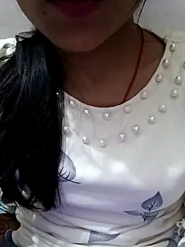 Snapshot of Riyu_05 chatting on March 2025 10:35:02 AM Riyu 05 online show from March 2025 10:35:02 AM