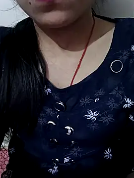 Snapshot of Riyu_05 chatting on March 2025 10:00:02 AM Riyu 05 online show from March 2025 10:00:02 AM