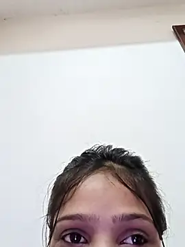 Snapshot of Riyu_05 chatting on March 2025 09:41:01 AM Riyu 05 online show from March 2025 09:41:01 AM