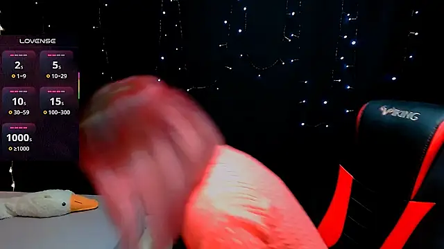 Snapshot of AgathaNoxe chatting on February 2025 10:00:02 PM AgathaNoxe online show from February 2025 10:00:02 PM