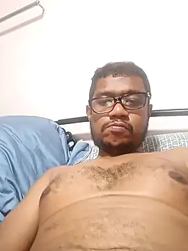 Snapshot of RoyPapafarid chatting on March 2025 10:52:02 PM RoyPapafarid online show from March 2025 10:52:02 PM