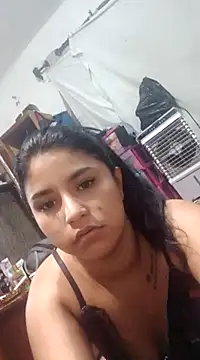 Snapshot of SINUECASTILLO chatting on December 2024 09:33:02 AM SINUECASTILLO online show from December 2024 09:33:02 AM