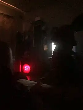 Snapshot of SINUECASTILLO chatting on March 2025 07:38:01 PM SINUECASTILLO online show from March 2025 07:38:01 PM