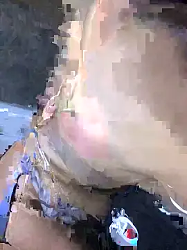 Snapshot of SINUECASTILLO chatting on March 2025 12:58:02 AM SINUECASTILLO online show from March 2025 12:58:02 AM