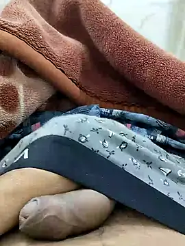 Snapshot of Sumitlive24MBD chatting on December 2024 09:33:02 AM Sumitlive24MBD online show from December 2024 09:33:02 AM