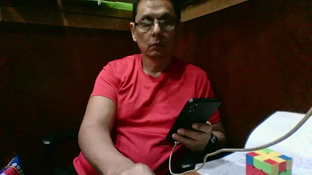 Snapshot of MarcusKelvin chatting on November 2025 03:55:02 PM MarcusKelvin online show from November 2025 03:55:02 PM