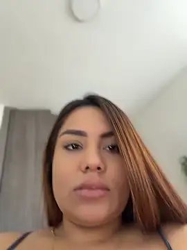 Snapshot of valeria2019hot chatting on May 2026 02:58:02 PM valeria2019hot online show from May 2026 02:58:02 PM