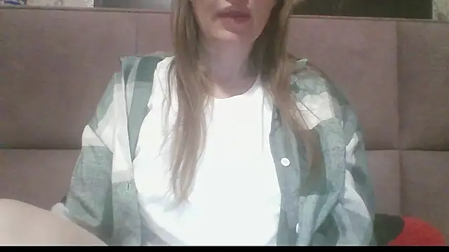 Sladkiegubki online show from November 2025 09:54:01 PM