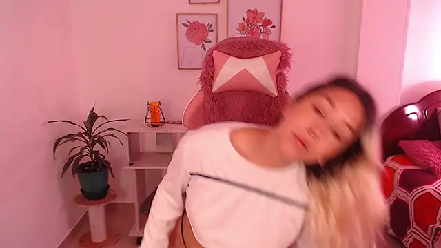 Snapshot of Dahlia__espresso chatting on September 2025 06:53:02 PM Dahlia espresso online show from September 2025 06:53:02 PM