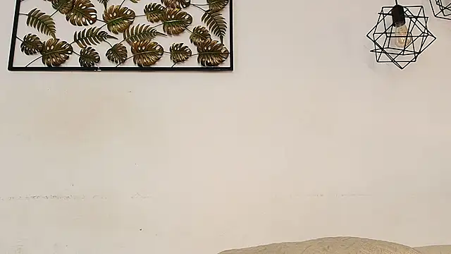 Snapshot of miranda_villa chatting on November 2025 12:17:01 PM miranda villa online show from November 2025 12:17:01 PM