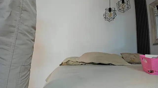 miranda villa online show from March 2026 11:59:01 AM