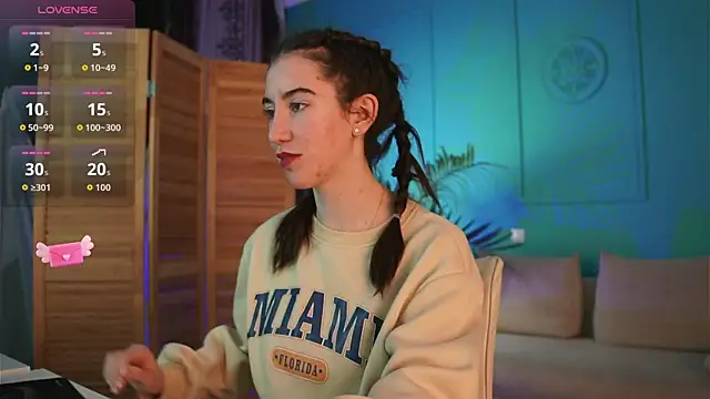 Belle Via online show from November 2025 05:48:01 PM