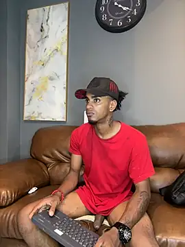 AaronCruz  online show from January 2025 07:18:02 PM