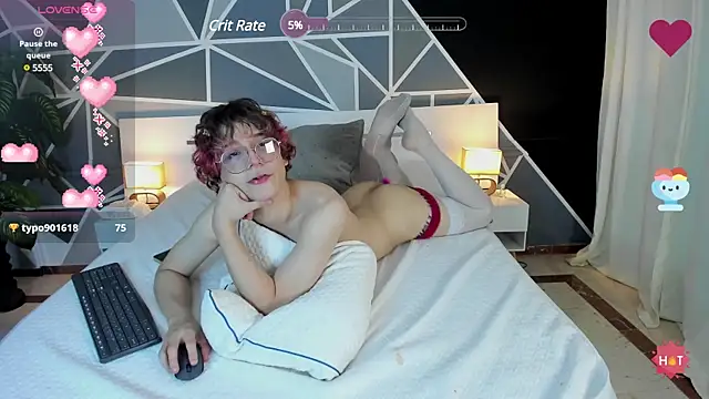 Snapshot of Max_lover1 chatting on February 2025 11:21:02 PM Max lover1 online show from February 2025 11:21:02 PM