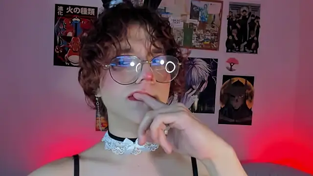 Snapshot of Max_lover1 chatting on October 2025 01:40:01 AM Max lover1 online show from October 2025 01:40:01 AM