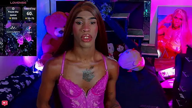 Kendall Gil online show from April 2026 07:22:01 PM