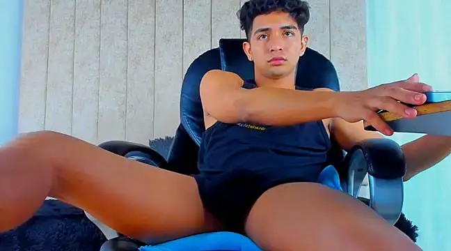 Snapshot of Muichiro_tokito1 chatting on March 2025 04:49:01 AM Muichiro tokito1 online show from March 2025 04:49:01 AM