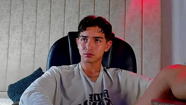 Snapshot of Muichiro_tokito1 chatting on November 2025 04:00:01 AM Muichiro tokito1 online show from November 2025 04:00:01 AM