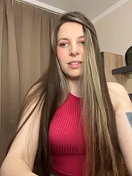 Snapshot of Annie_aww chatting on December 2025 04:58:01 PM Annie aww online show from December 2025 04:58:01 PM