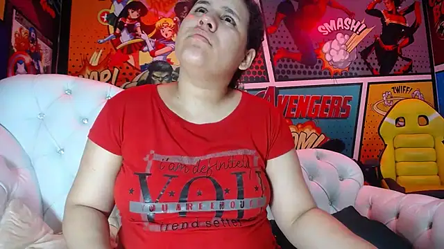 Snapshot of candy_hairy chatting on October 2025 03:02:02 AM candy hairy online show from October 2025 03:02:02 AM