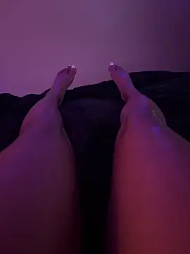 ReineNeferrti online show from April 2026 09:16:02 PM