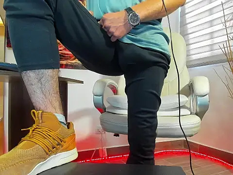 alessandro wye online show from February 2025 02:46:02 PM