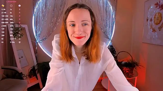 Snapshot of Dearly_kitty chatting on December 2024 01:43:02 PM Dearly kitty online show from December 2024 01:43:02 PM