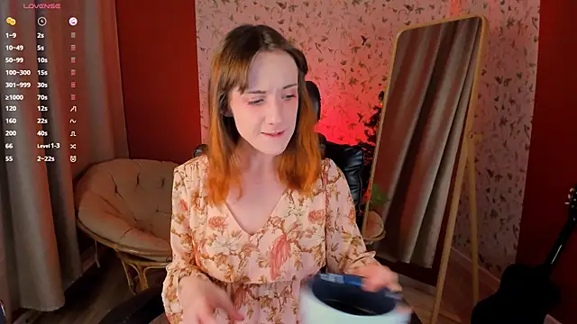 Snapshot of Dearly_kitty chatting on January 2025 01:52:01 PM Dearly kitty online show from January 2025 01:52:01 PM