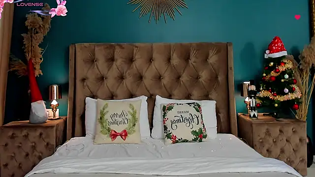 CalyMoon online show from January 2026 08:23:01 PM