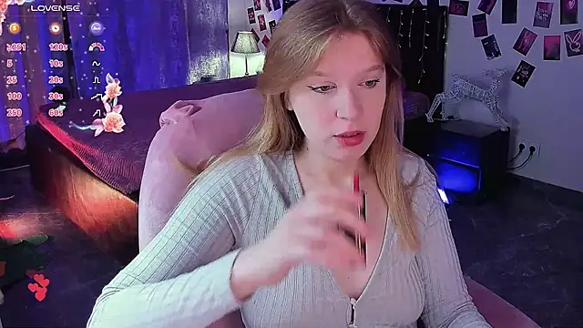 KarambaMoon online show from June 2026 08:29:02 PM