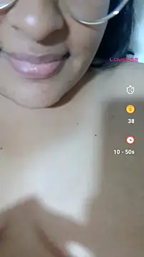 BrenditaLove online show from August 2026 05:06:02 AM