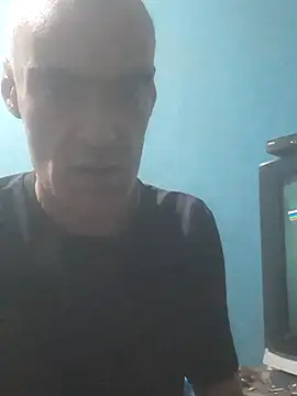 hugosafado333 online show from October 2025 04:23:02 AM