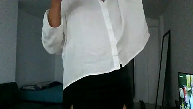 Yerucita online show from July 2026 02:15:02 AM