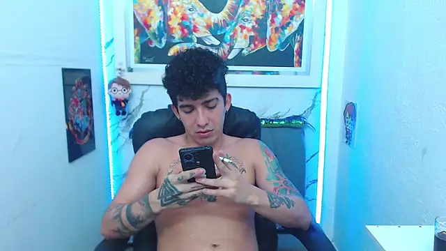 targuerian22 online show from November 2025 06:25:02 AM