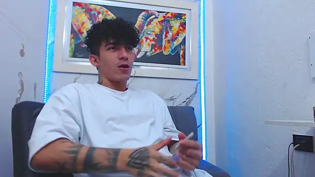 Snapshot of targuerian22 chatting on February 2026 06:59:02 PM targuerian22 online show from February 2026 06:59:02 PM