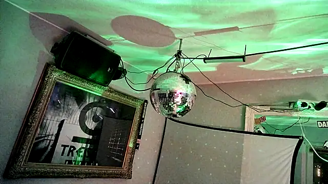 pillepallex84x online show from October 2025 09:15:02 PM