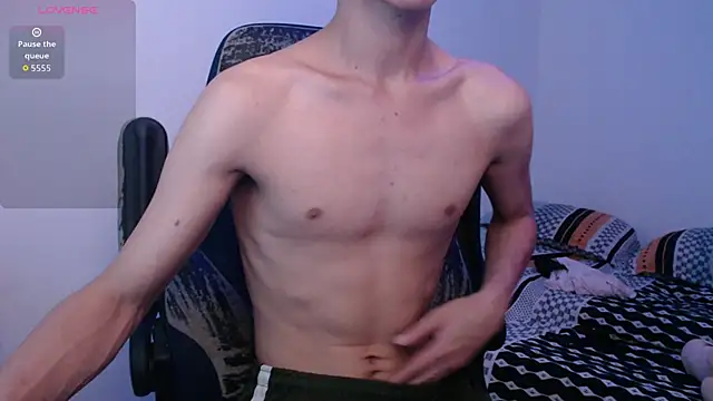 bryamado69 online show from March 2026 01:28:01 PM