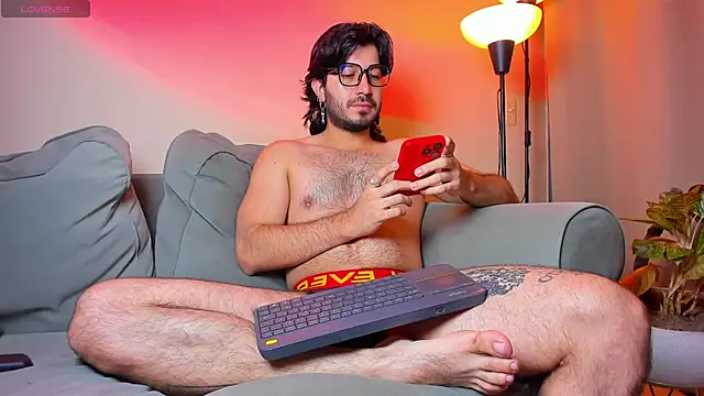 Snapshot of Ackerman_Eren_ chatting on October 2025 09:40:01 AM Ackerman Eren  online show from October 2025 09:40:01 AM