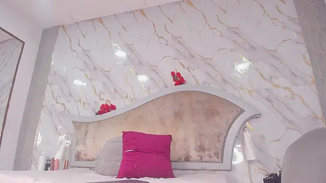 Snapshot of sarita_rouzze chatting on November 2025 09:07:02 AM sarita rouzze online show from November 2025 09:07:02 AM