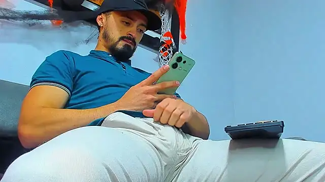 MAXIMUS MASTE3 online show from October 2025 08:40:02 PM