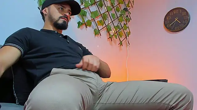 MAXIMUS MASTE3 online show from November 2025 09:42:02 PM