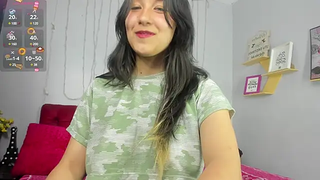 Snapshot of juliieta_love chatting on January 2025 12:46:01 AM juliieta love online show from January 2025 12:46:01 AM