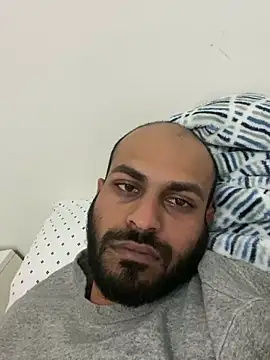 Snapshot of islandvybee55 chatting on January 2025 12:40:01 PM islandvybee55 online show from January 2025 12:40:01 PM