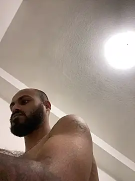 Snapshot of islandvybee55 chatting on January 2025 01:11:01 AM islandvybee55 online show from January 2025 01:11:01 AM