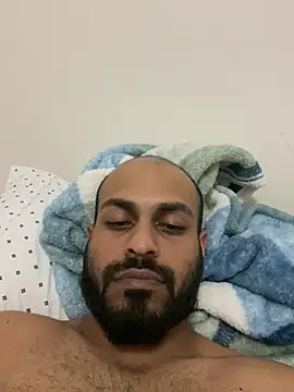 Snapshot of islandvybee55 chatting on February 2025 01:55:02 AM islandvybee55 online show from February 2025 01:55:02 AM