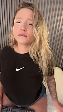 MiaPetit  online show from March 2026 08:20:01 PM