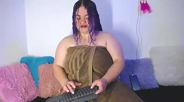 Snapshot of lunitaa0 chatting on January 2025 05:51:01 AM lunitaa0 online show from January 2025 05:51:01 AM