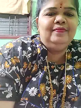Snapshot of tamilthanushri chatting on July 2026 10:02:02 PM tamilthanushri online show from July 2026 10:02:02 PM